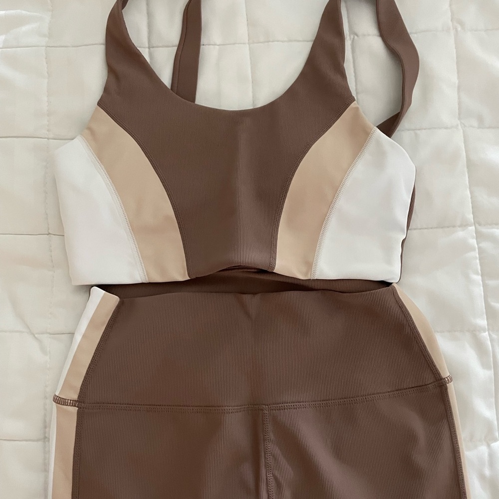 WILO Brown & Cream Active Crop Top and Legging Set